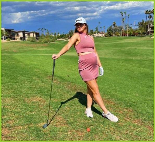 Can You Golf While Pregnant? Tips For A Safer Outing